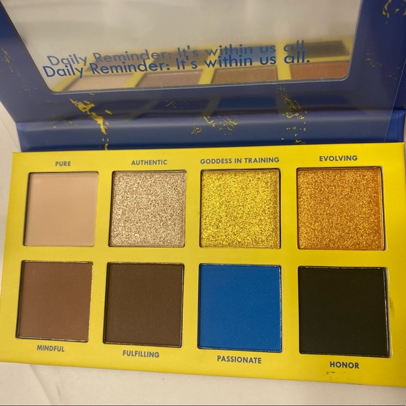 Chella Divine Purpose Eyeshadow Pallet - Picture 3 of 3